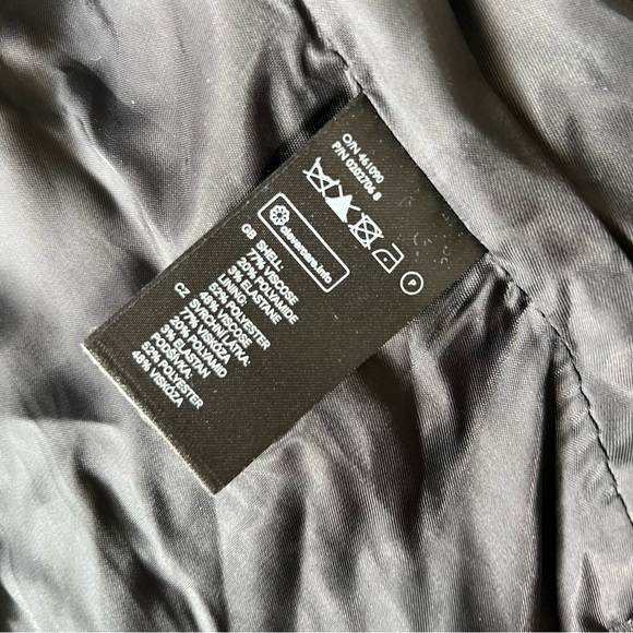 h&m embroidered crop padded shoulder blazer - Picture 5 of 9